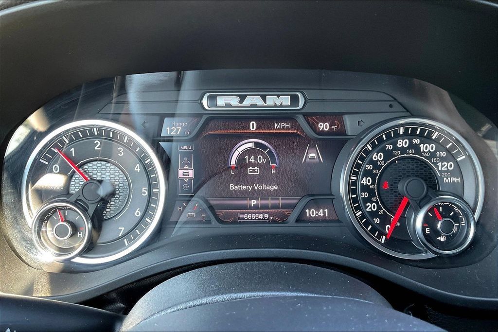 Used 2025 RAM 1500 Big Horn AWD/4WD image 14