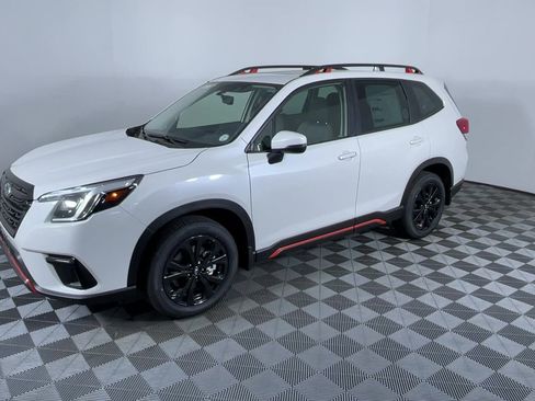 Used 2023 Subaru Forester Sport image 4