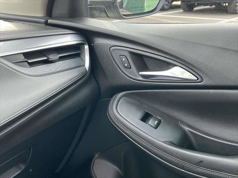 Used 2025 Buick Encore GX Preferred w/ Comfort Package image 33