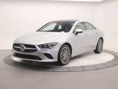 Certified 2022 Mercedes-Benz CLA 250 image 3
