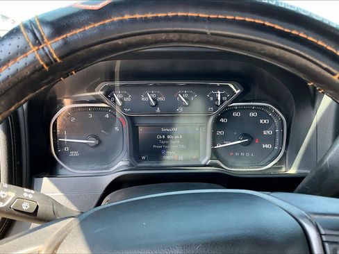 Used 2022 GMC Sierra 2500 AT4 image 23