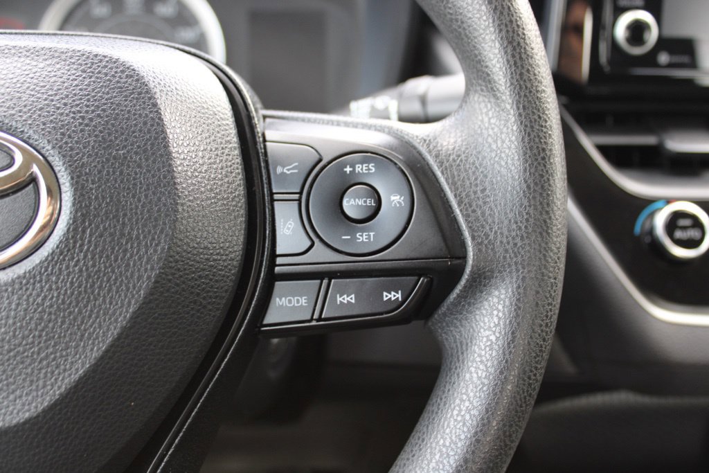 Used 2022 Toyota Corolla LE FWD image 23