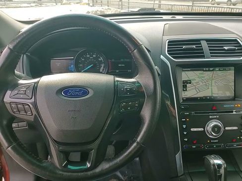 Used 2016 Ford Explorer Sport image 27
