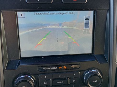 Used 2016 Ford F150 XLT w/ Equipment Group 302A Luxury image 13