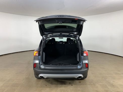 Used 2021 Ford Escape SE w/ Convenience Package image 12