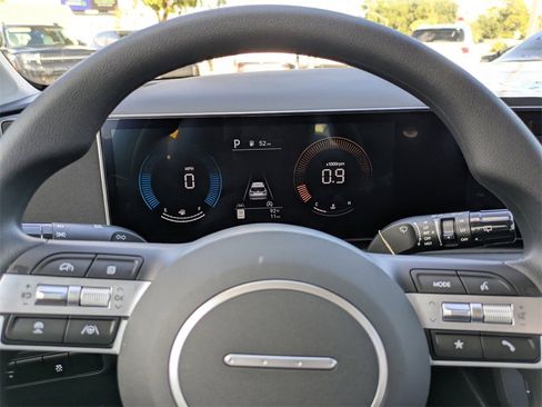 New 2026 Hyundai Tucson SE image 32