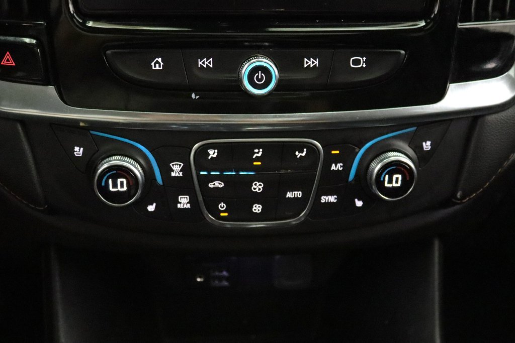 Used 2020 Chevrolet Traverse Premier w/ Redline Edition AWD/4WD image 36