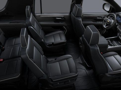 New 2025 Chevrolet Suburban Premier image 59