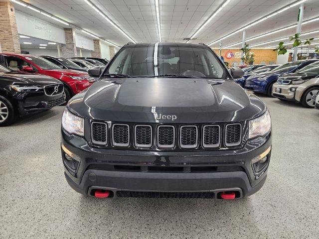 Used 2018 Jeep Compass Trailhawk w/ Cold Weather Group AWD/4WD image 2