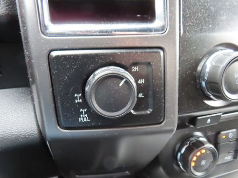 Used 2015 Ford F150 XLT w/ Equipment Group 301A Mid image 25