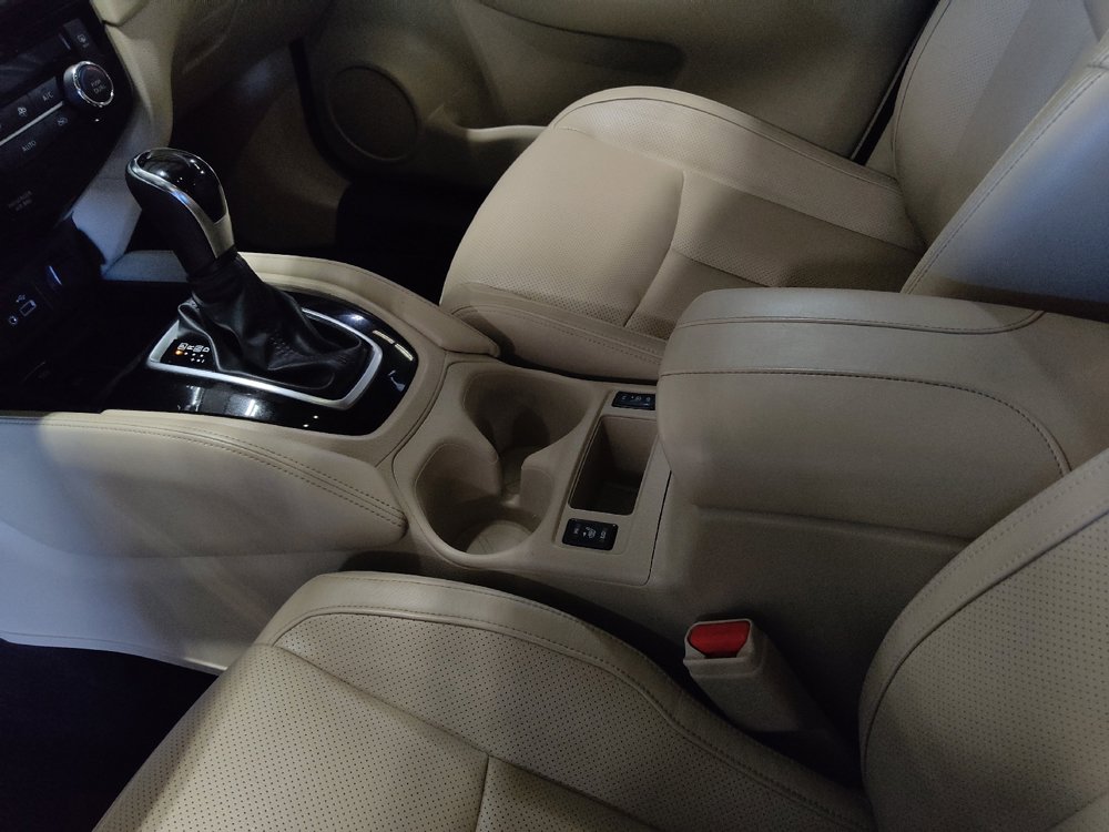 Used 2018 Nissan Rogue SL w/ Premium Package FWD image 26