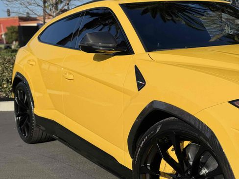 Used 2021 Lamborghini Urus image 57