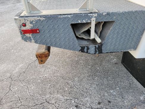 Used 2017 RAM 5500 Tradesman RWD image 16