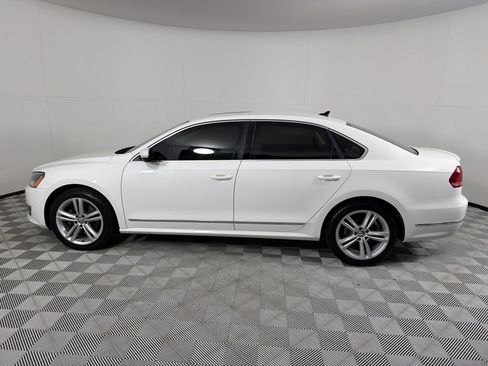 Used 2013 Volkswagen Passat TDI SEL Premium image 7