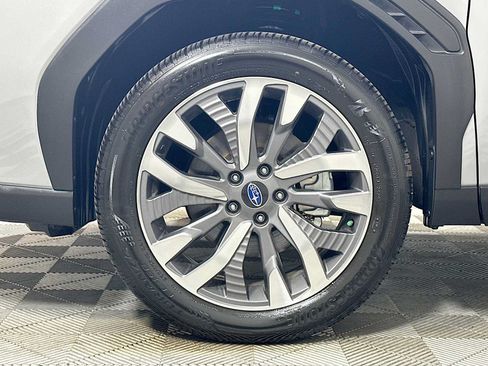 Certified 2025 Subaru Forester Touring AWD/4WD image 30