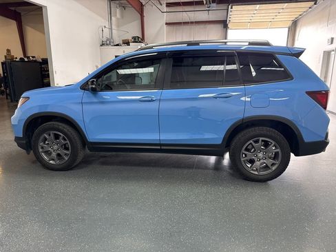 Used 2024 Honda Passport TrailSport image 7