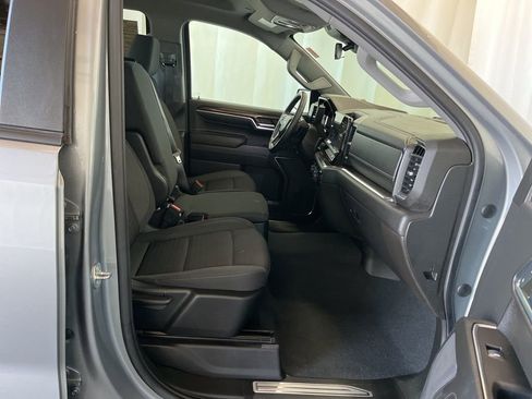 Used 2023 Chevrolet Silverado 1500 LT image 17