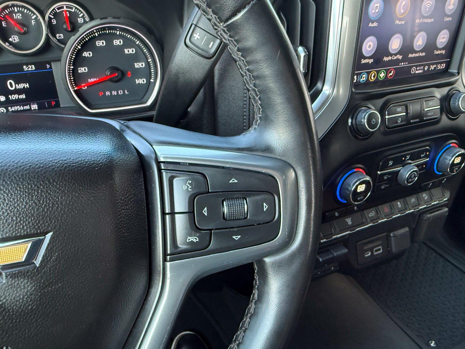 Used 2023 Chevrolet Silverado 2500 LTZ w/ Gooseneck/5TH Wheel Package AWD/4WD image 27
