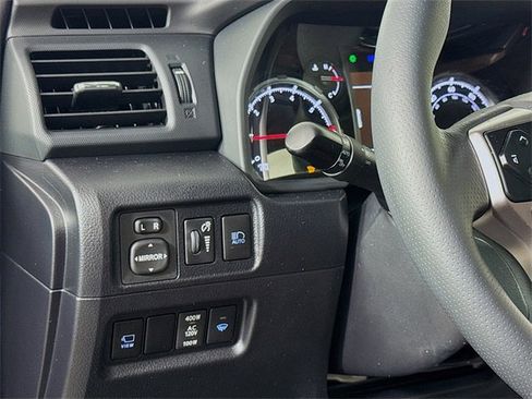 Used 2022 Toyota 4Runner Limited image 20
