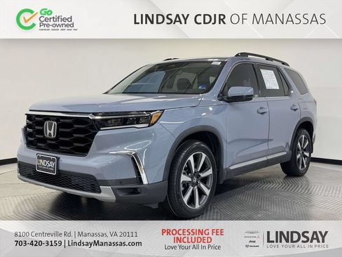 Used 2023 Honda Pilot Touring image 4