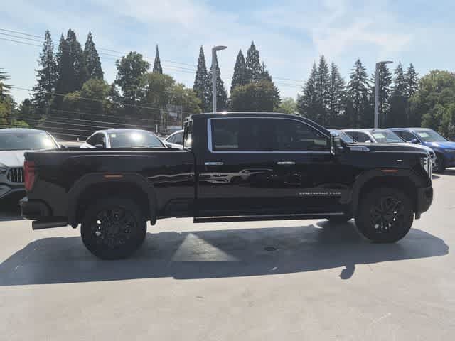 Used 2025 GMC Sierra 2500 Denali AWD/4WD image 9