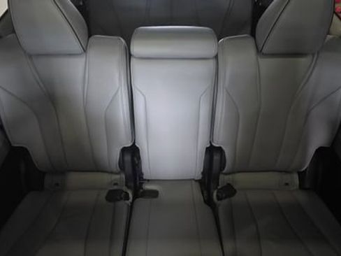 Used 2023 Acura MDX SH-AWD w/ Advance Package image 33