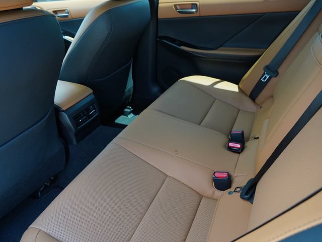 Used 2025 Lexus IS 350 F Sport RWD image 15
