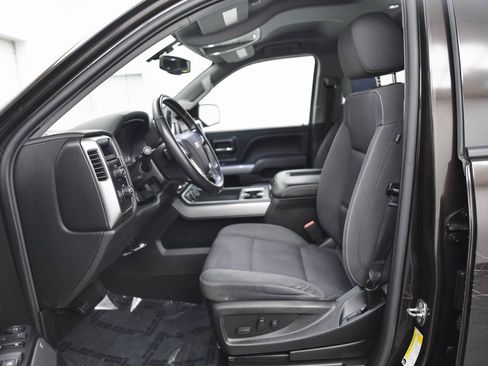 Used 2018 Chevrolet Silverado 1500 LT w/ All Star Edition image 9