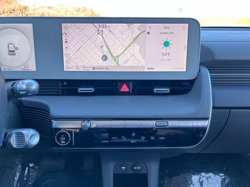 Used 2024 Hyundai Ioniq 5 SE image 23
