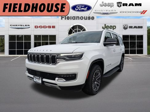 Used 2024 Jeep Wagoneer Series II AWD/4WD image 1