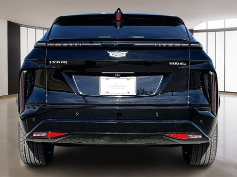 New 2026 Cadillac Lyriq Sport image 4