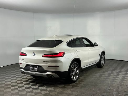 Used 2025 BMW X4 xDrive30i image 8