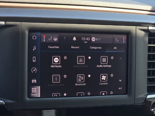 Used 2022 Chrysler Voyager LX FWD image 18