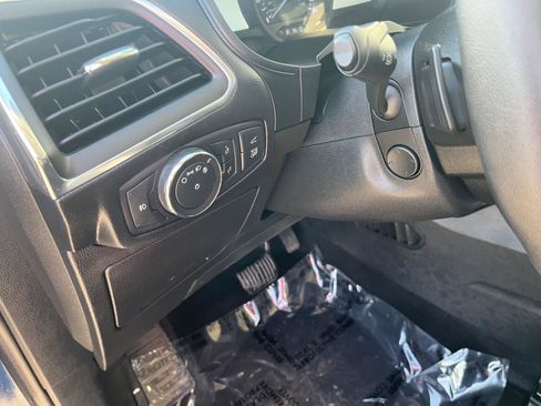 Used 2022 Ford Edge Titanium w/ Equipment Group 301A image 18