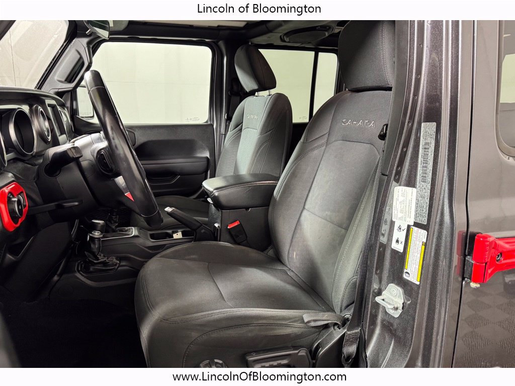 Used 2019 Jeep Wrangler Unlimited Sahara AWD/4WD image 15