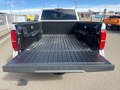 Used 2024 Toyota Tacoma TRD Sport w/ TRD Sport Upgrade Package image 22