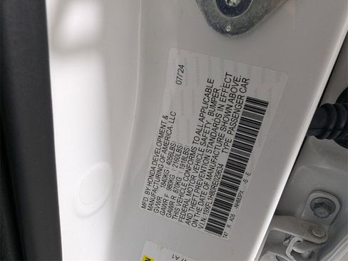 Used 2024 Honda Civic Sport Touring image 27