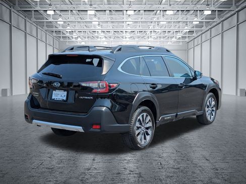 Used 2024 Subaru Outback Limited AWD/4WD image 5