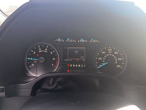 Used 2016 Ford F150 XLT w/ Equipment Group 302A Luxury image 13