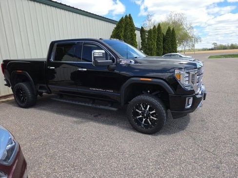 Certified 2022 GMC Sierra 2500 Denali AWD/4WD image 2