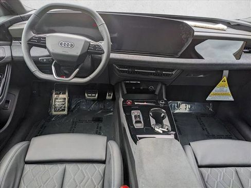 Used 2025 Audi S6 e-tron Premium Plus w/ Premium Plus image 9