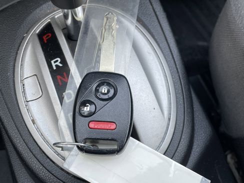 Used 2013 Honda Fit image 16