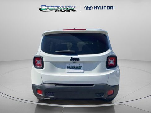 Used 2017 Jeep Renegade Altitude image 6