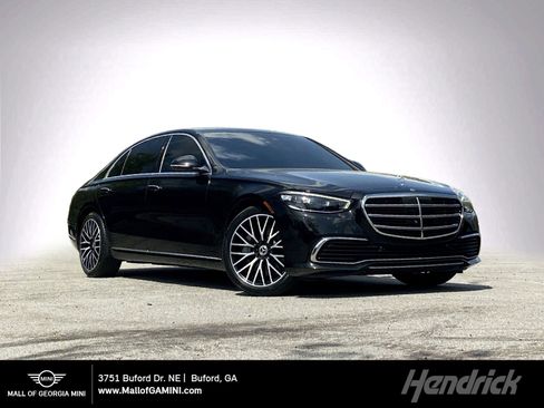 Used 2023 Mercedes-Benz S 580 4MATIC Sedan w/ 3D Technology Package image 1
