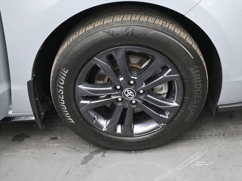 Certified 2025 Toyota Sienna XSE w/ XSE Plus Package AWD/4WD image 41