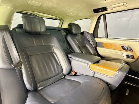 Used 2020 Land Rover Range Rover Long Wheelbase Autobiography image 15