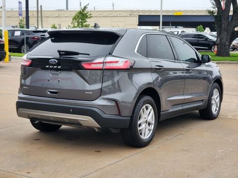 Used 2023 Ford Edge SEL AWD/4WD image 4