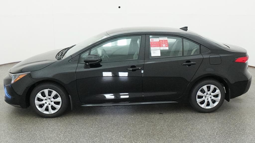 New 2026 Toyota Corolla LE FWD image 31