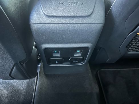 Certified 2024 Ford Bronco Badlands image 31