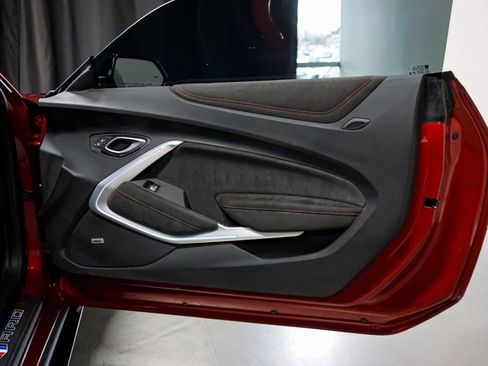 Used 2021 Chevrolet Camaro ZL1 image 41